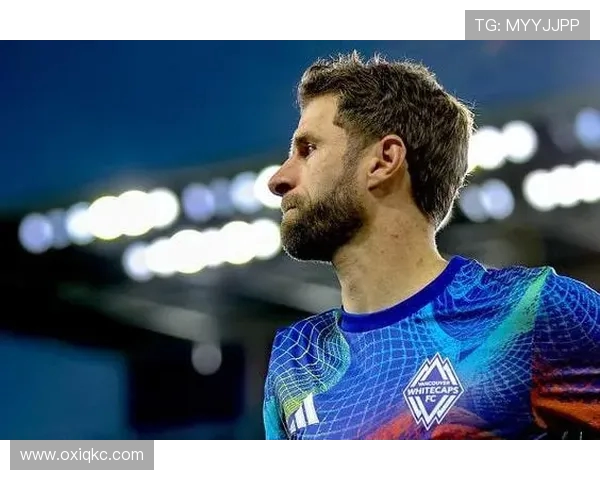 穆勒谈留胡子背后的心理动机：寻求认同与队友的影响